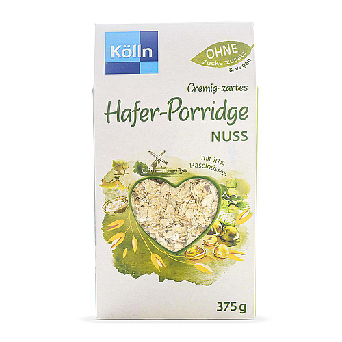 Oat flakes with hazelnuts